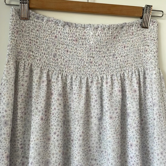Aritzia chiffon skirt - Picture 3 of 6